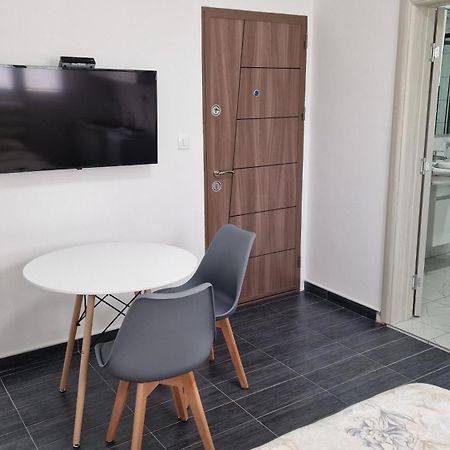 Apartman Tolosi Подгорица Экстерьер фото