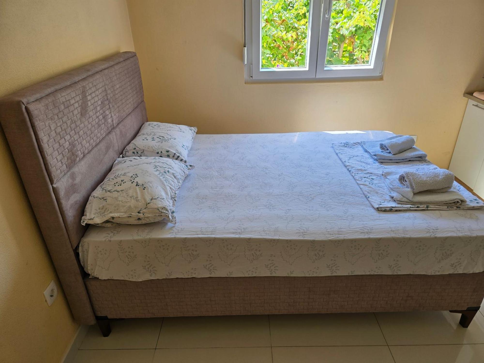 Apartman Tolosi Подгорица Экстерьер фото