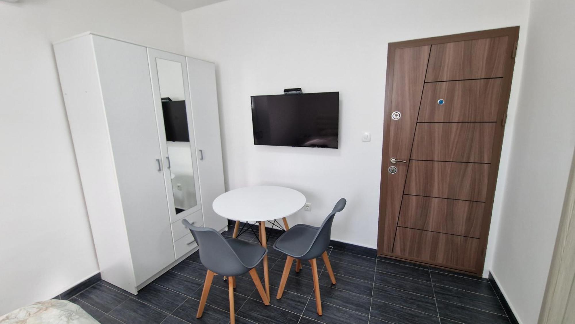 Apartman Tolosi Подгорица Экстерьер фото
